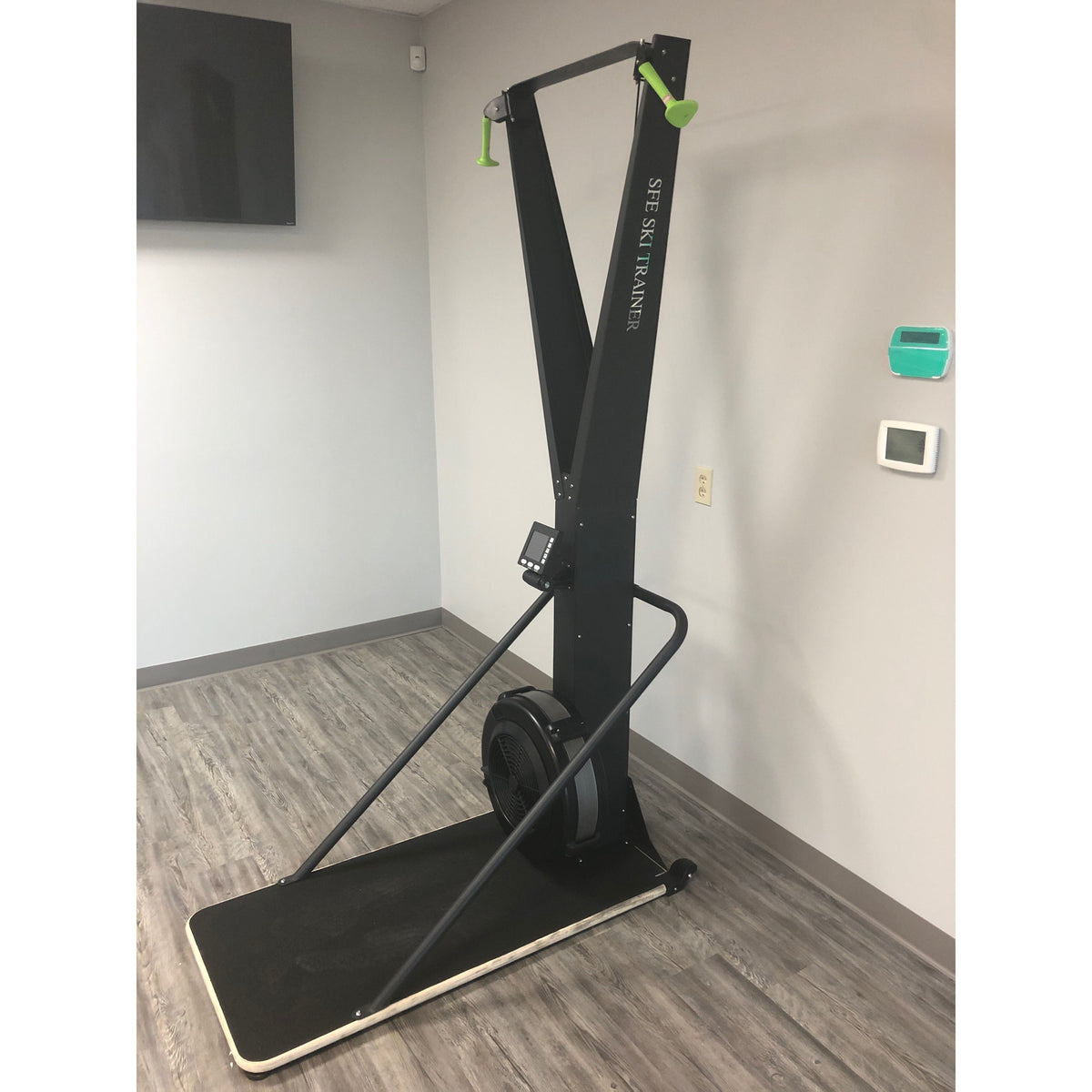 SFE Ski Trainer Machine w/ Platform and Monitor (New)